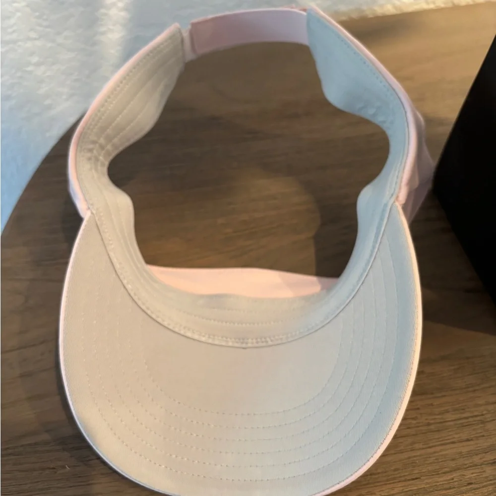 Callaway Golf Women's Liquid Metal Visor Adjustable Light Pink Silver - Picture 6 of 7